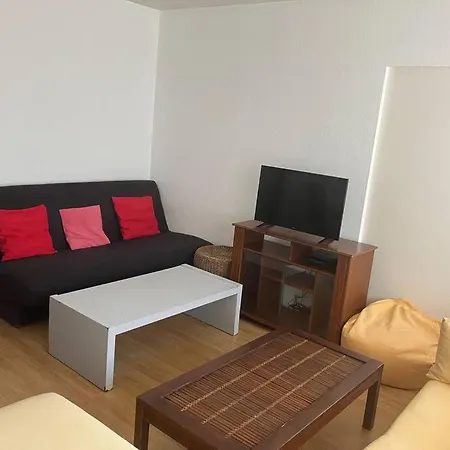 Apartment Cozy Flat In La Defense Courbevoie