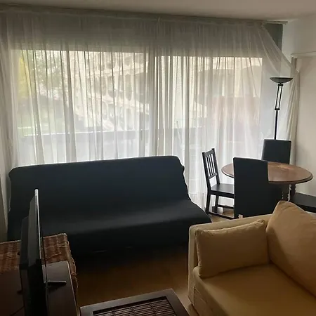 Cozy Flat In La Defense * 库尔布瓦