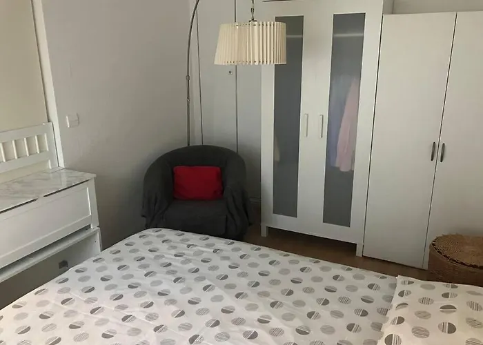 Cozy Flat In La Defense *